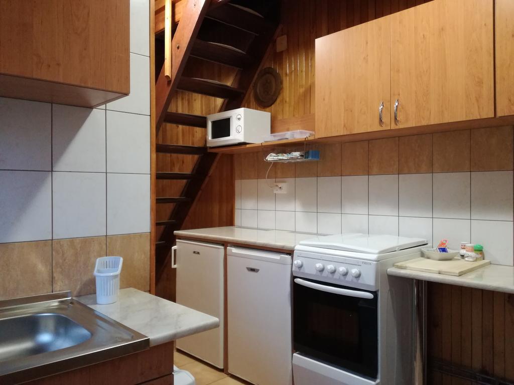 Kéri Apartman Mosonmagyaróvár Exterior foto