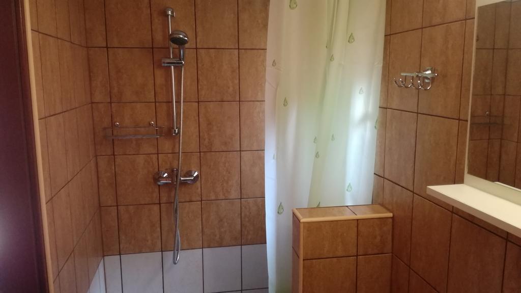 Kéri Apartman Mosonmagyaróvár Exterior foto