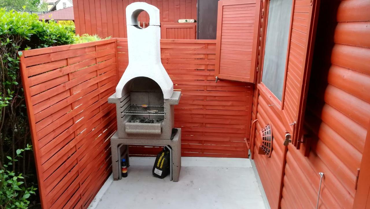 Kéri Apartman Mosonmagyaróvár Exterior foto